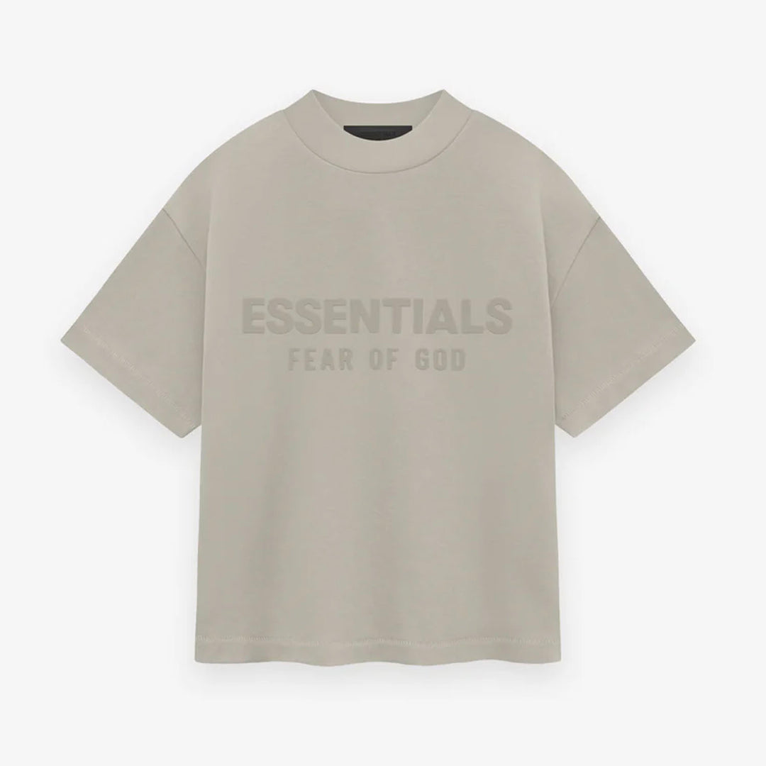 2024 fear of god essentials tee size 8y